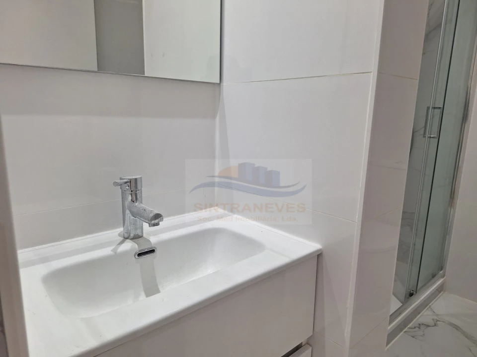 Apartamento T3 para Venda em Queluz e Belas Foto 18