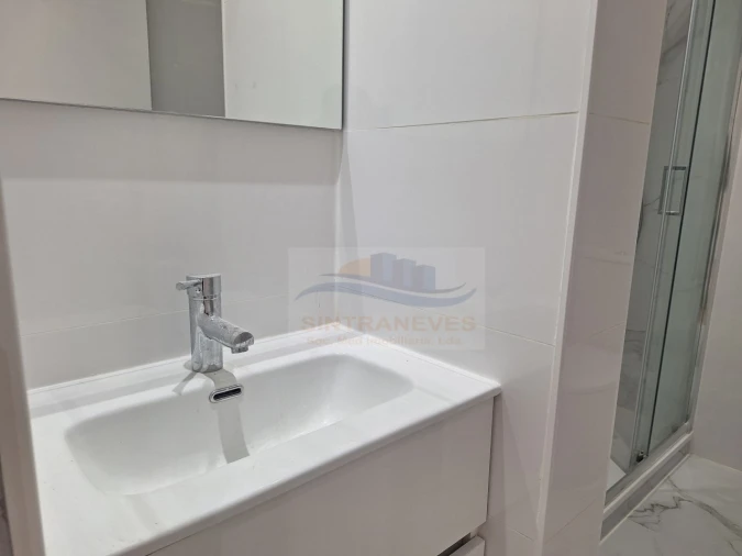 Apartamento T3 para Venda em Queluz e Belas Foto 18