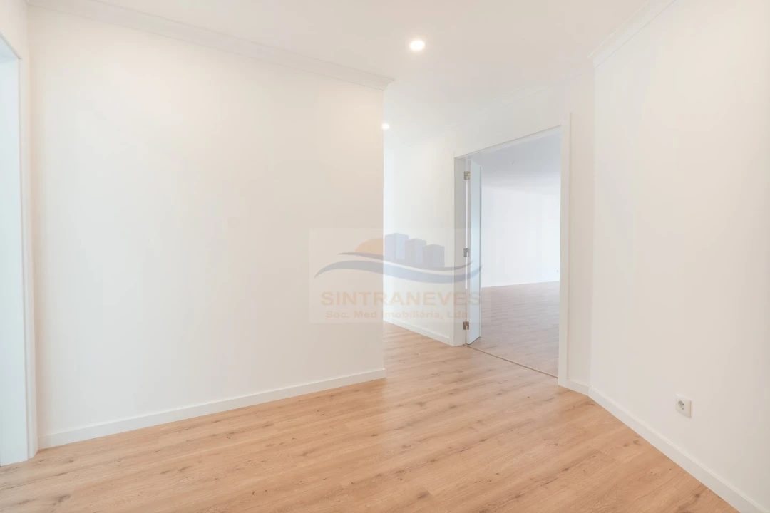 Apartamento T3 para Venda em Mina de Água Foto 10