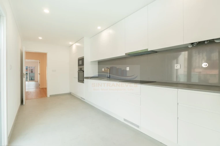 Apartamento T3 para Venda em Mina de Água Foto 13