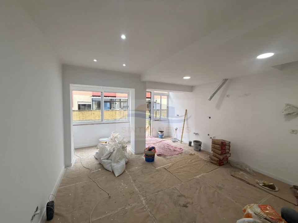 Apartamento T3 para Venda em Queluz e Belas Foto 9