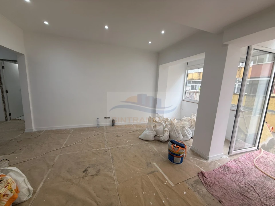 Apartamento T3 para Venda em Queluz e Belas Foto 13