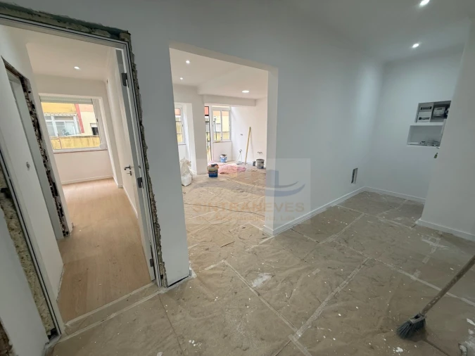 Apartamento T3 para Venda em Queluz e Belas Foto 10