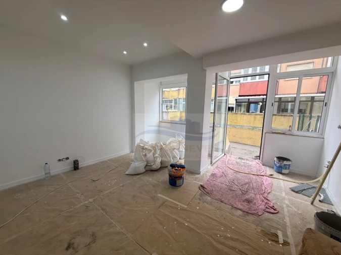 Apartamento T3 para Venda em Queluz e Belas Foto 11