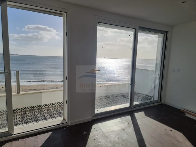 Apartamento T6 para Venda em Algés, Linda-A-Velha e Cruz Quebrada-Dafundo Foto 1