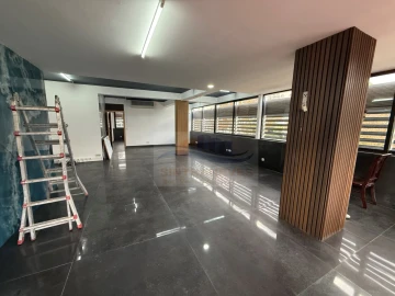 Escritório para Arrendamento em Alvalade