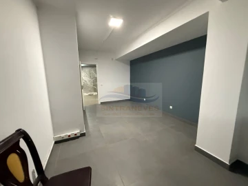 Escritório para Arrendamento em Alvalade