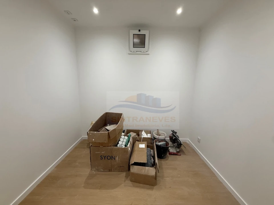 Apartamento T3 para Venda em Venteira Foto 5