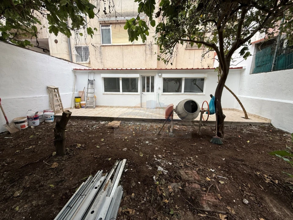 Apartamento T3 para Venda em Venteira Foto 7