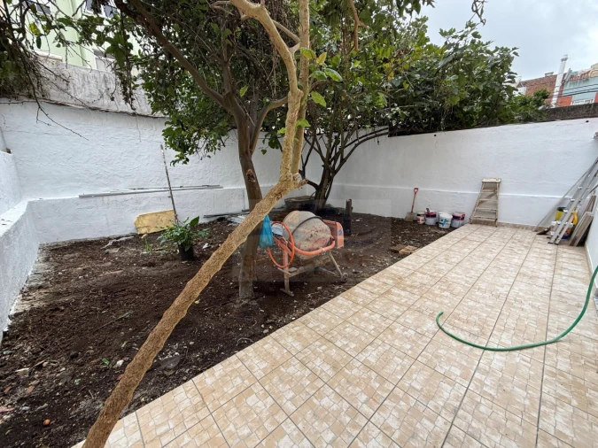 Apartamento T3 para Venda em Venteira Foto 8