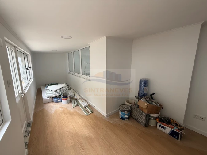 Apartamento T3 para Venda em Venteira Foto 9