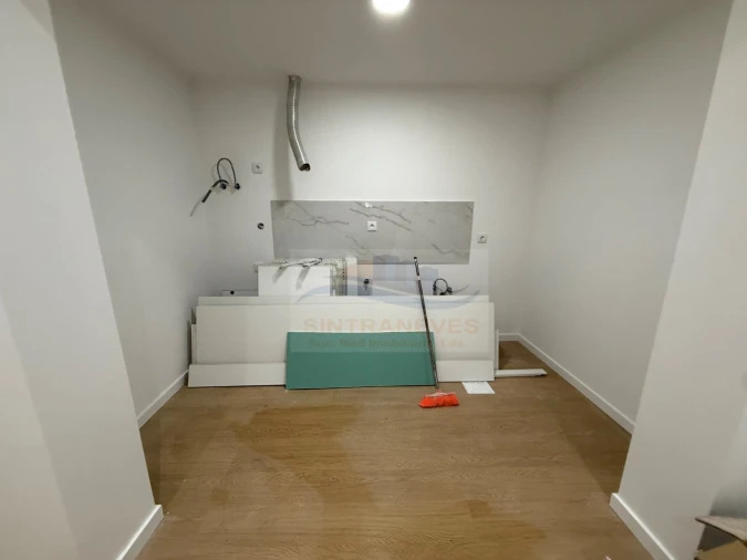 Apartamento T3 para Venda em Venteira Foto 13