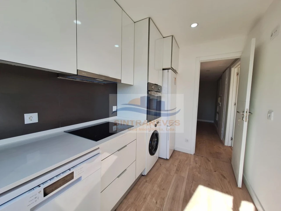 Apartamento T2 para Venda em Venteira Foto 4