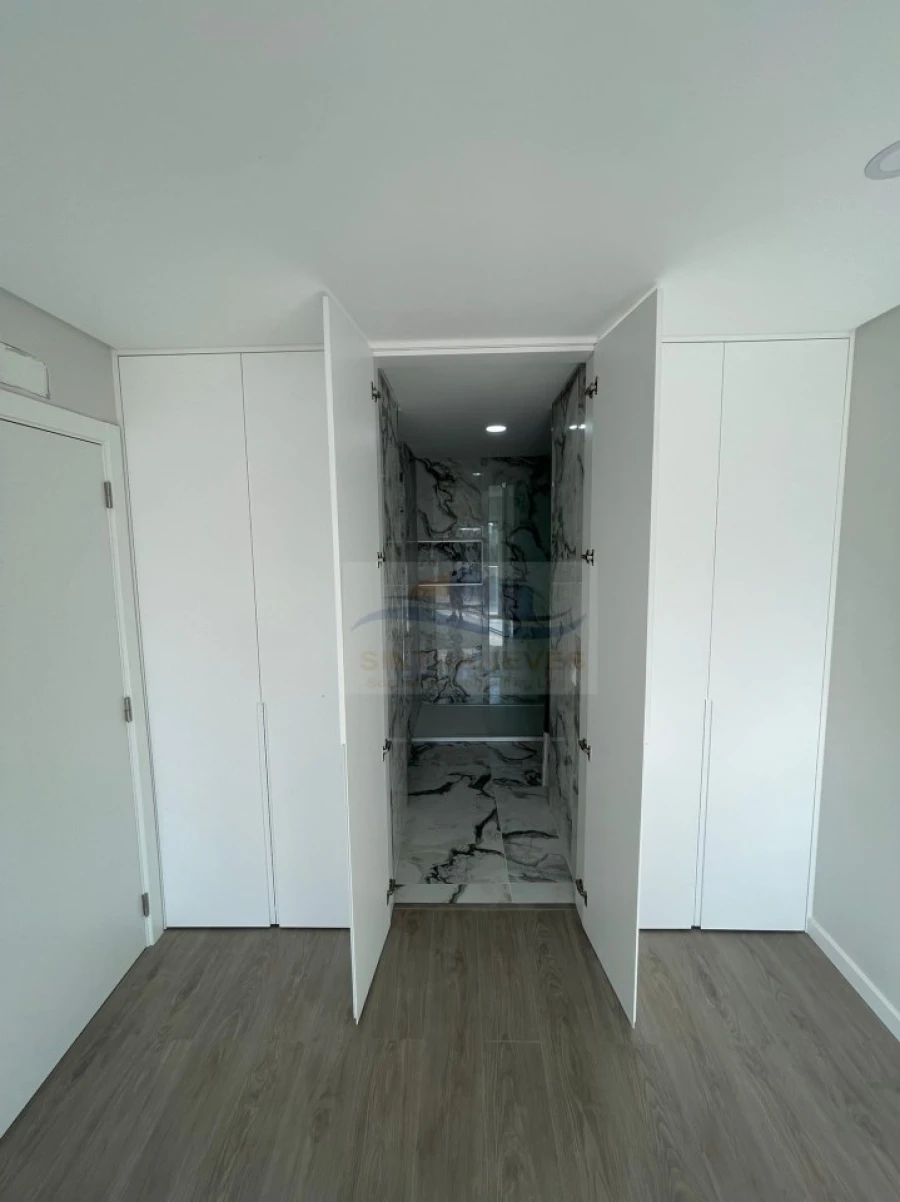 Moradia T4 para Venda em Alcochete Foto 14