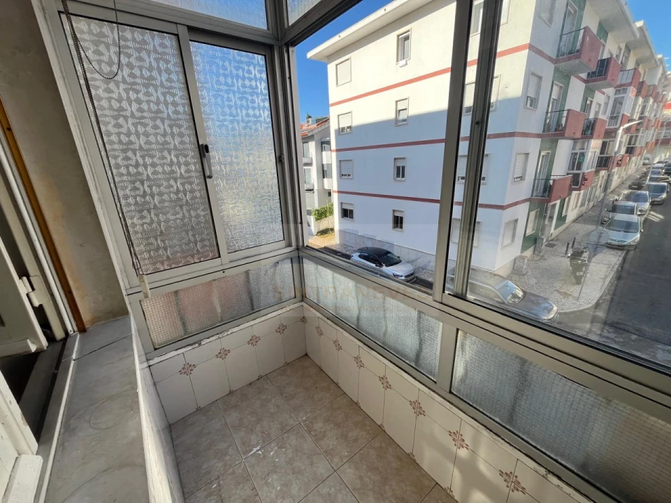 Apartamento T2 para Venda em Agualva e Mira-Sintra Foto 10
