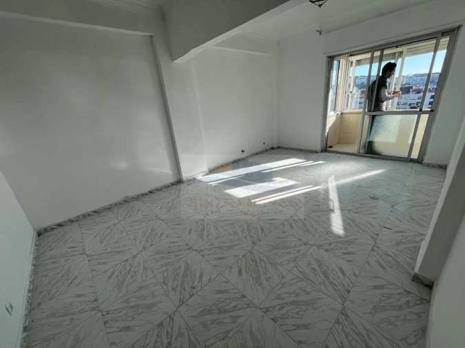 Apartamento T2 para Venda em Agualva e Mira-Sintra Foto 13