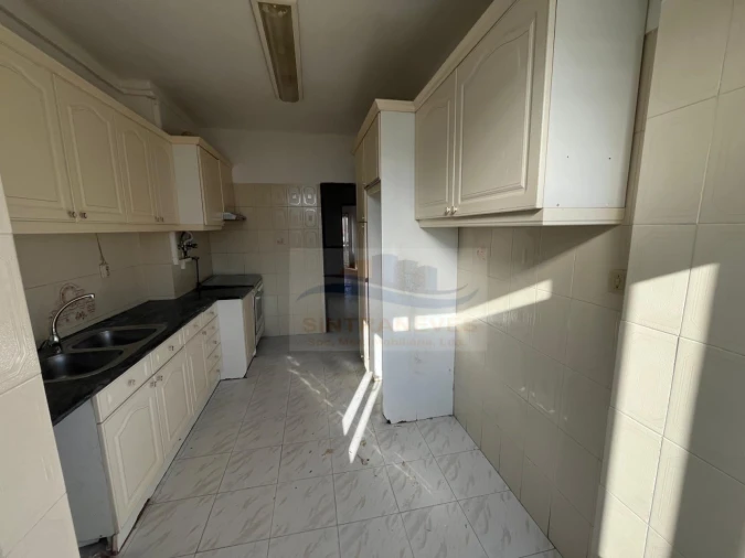 Apartamento T2 para Venda em Agualva e Mira-Sintra Foto 17