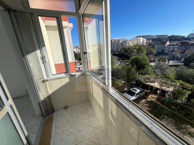 Apartamento T2 para Venda em Agualva e Mira-Sintra Foto 20