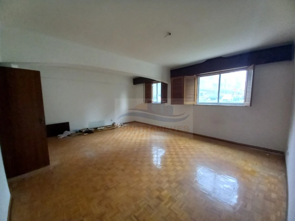 Apartamento T4 para Venda em Póvoa de Santa Iria e Forte da Casa Foto 11