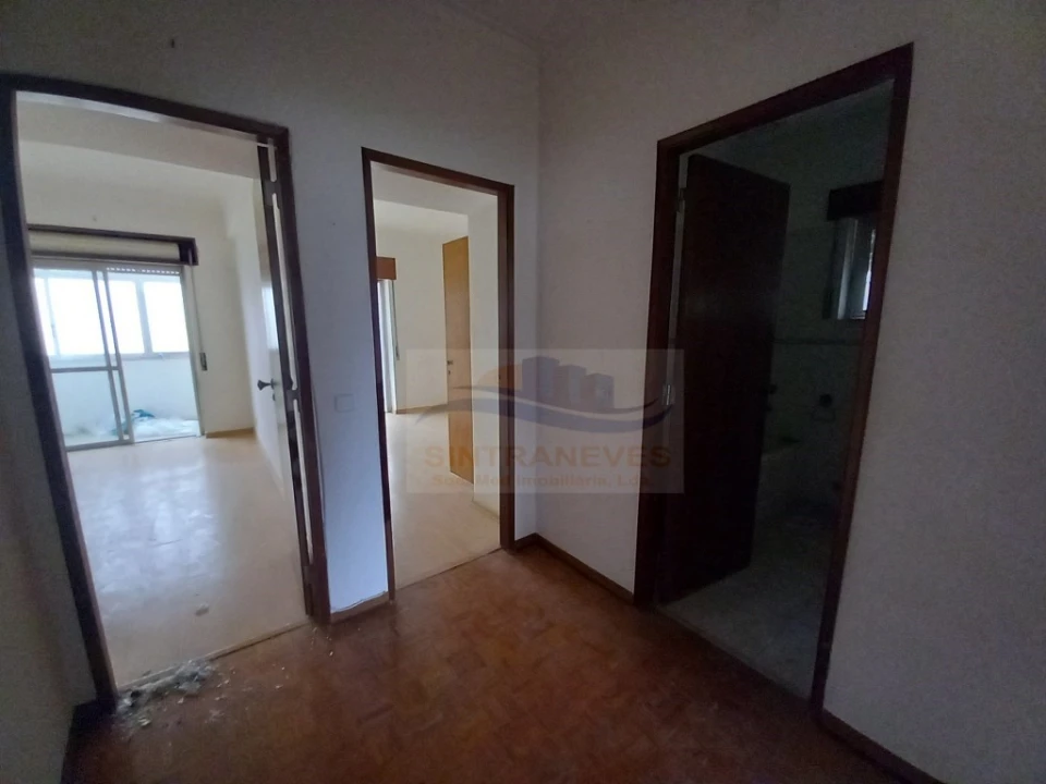 Apartamento T4 para Venda em Póvoa de Santa Iria e Forte da Casa Foto 13