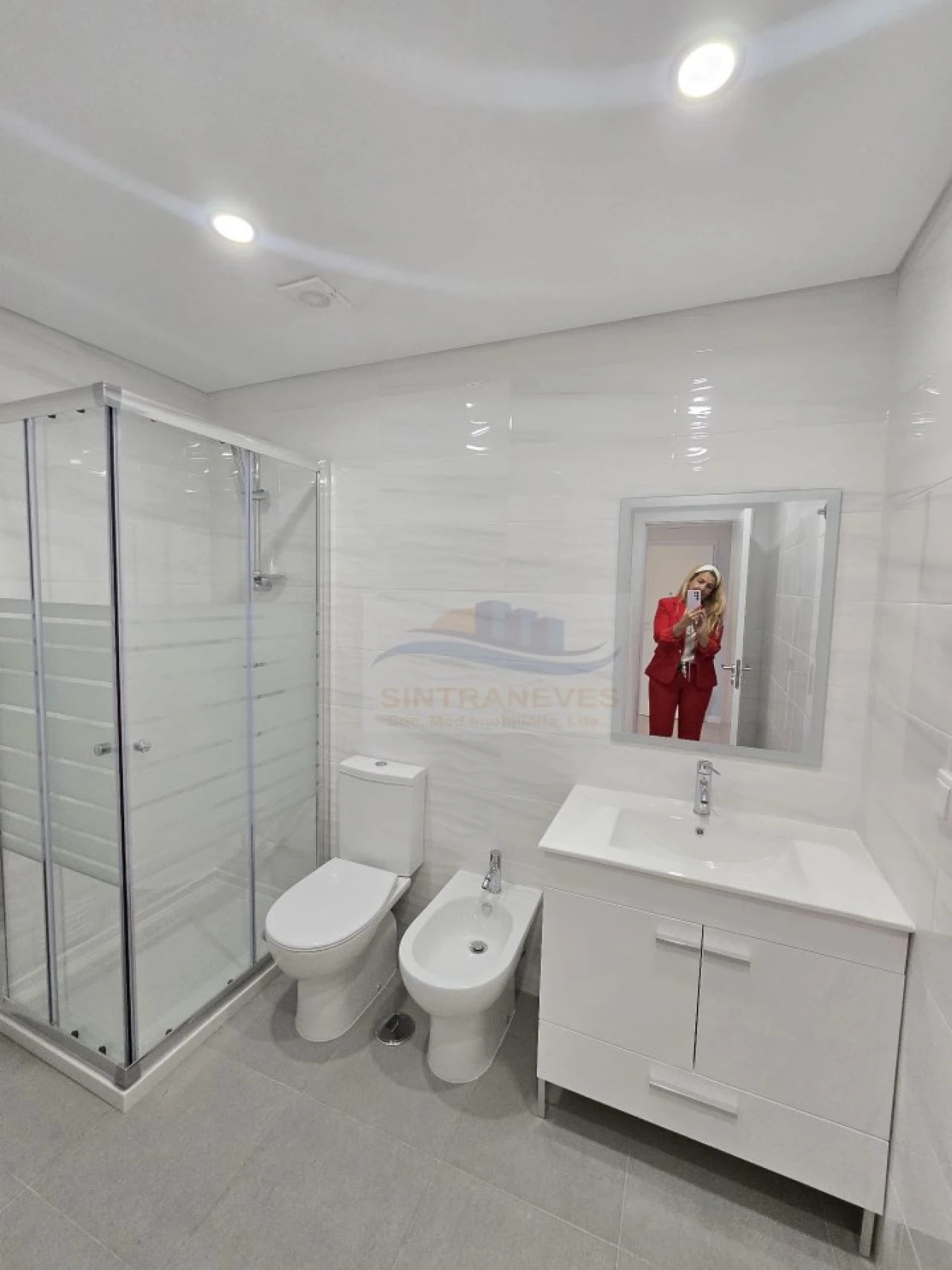 Apartamento T3 para Venda em Mina de Água Foto 24