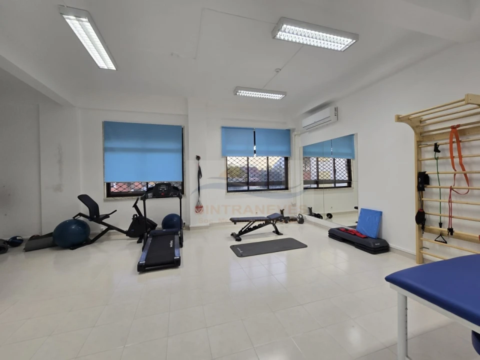 Negócio para Arrendamento em Mina de Água Foto 16