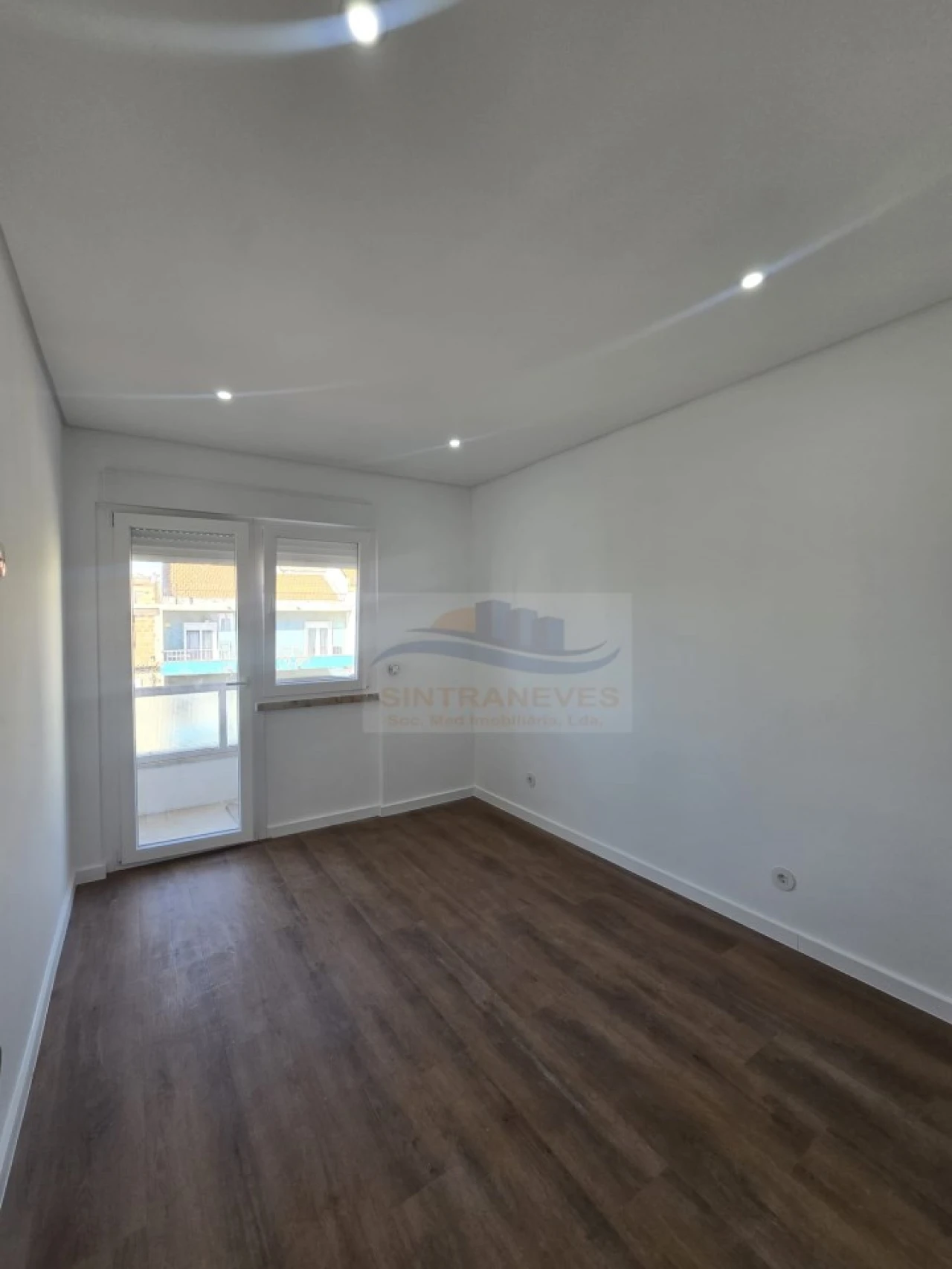 Apartamento T3 para Venda em Mina de Água Foto 9