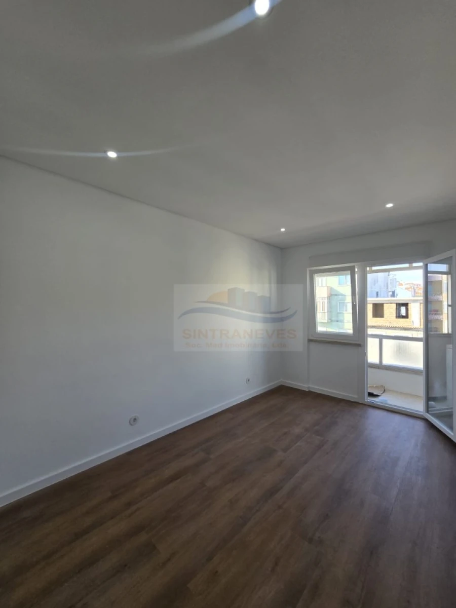 Apartamento T3 para Venda em Mina de Água Foto 16