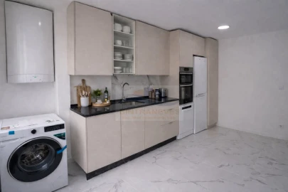 Apartamento T3 para Venda em Falagueira-Venda Nova