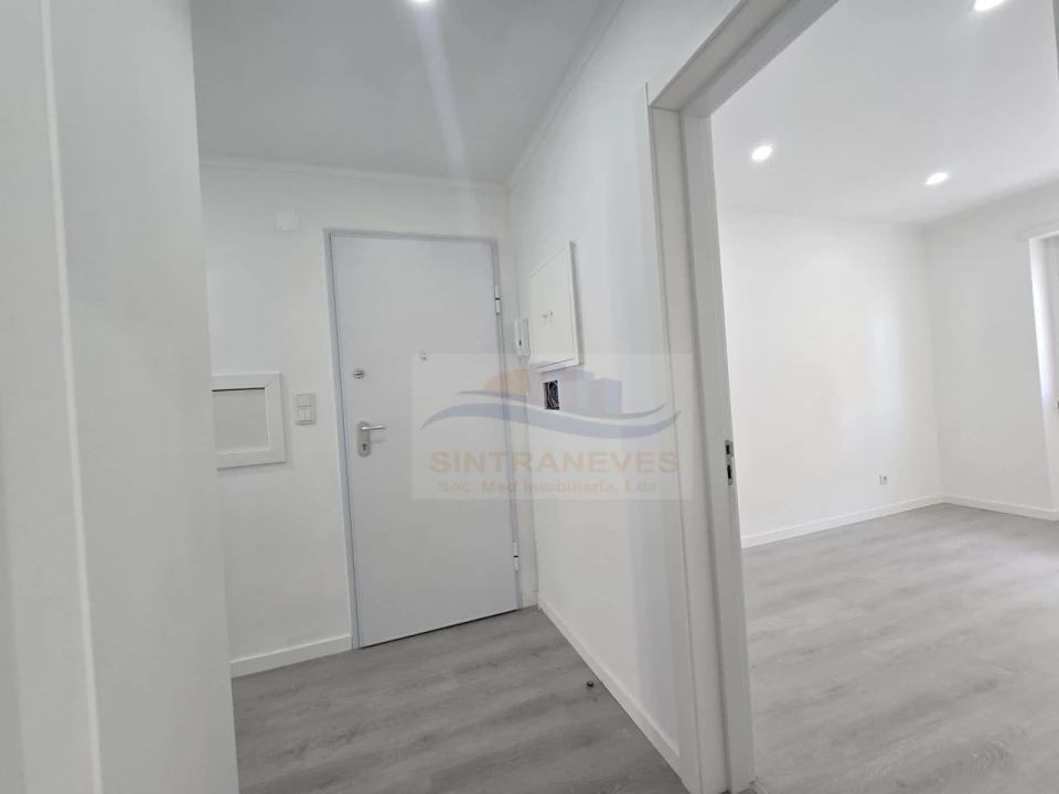 Apartamento T2 para Venda em Falagueira-Venda Nova Foto 5