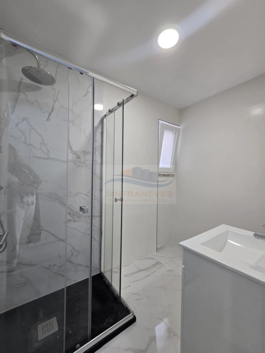 Apartamento T2 para Venda em Falagueira-Venda Nova Foto 9