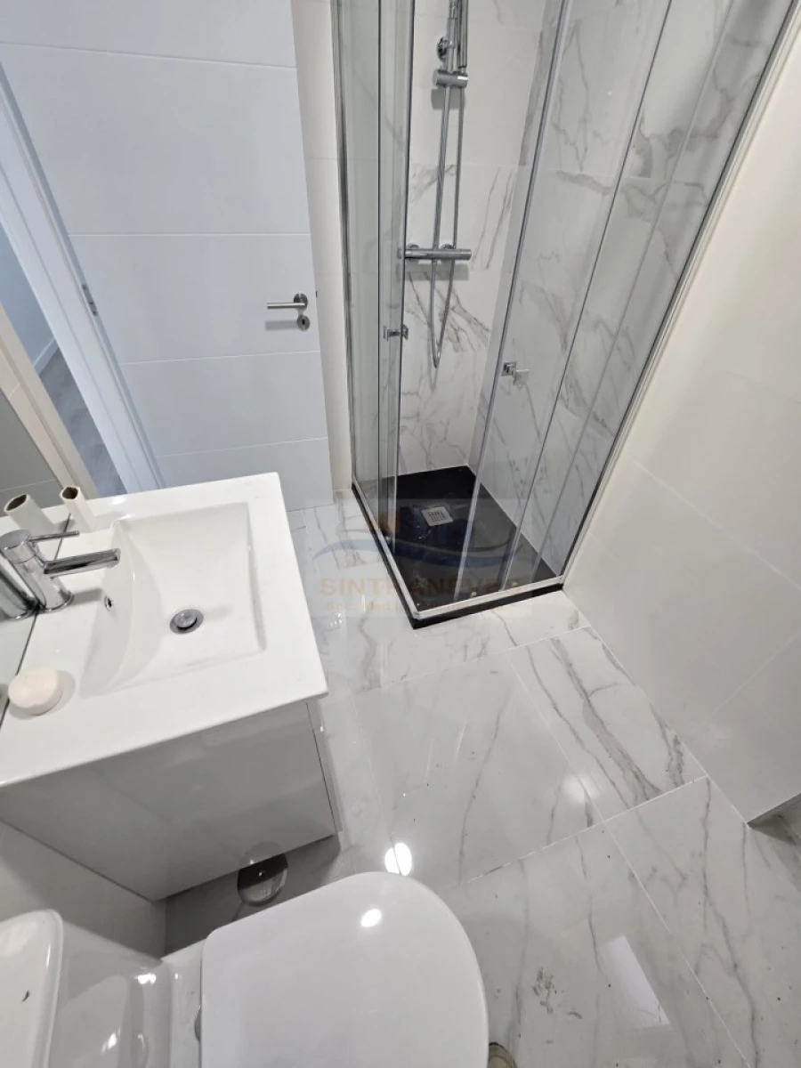 Apartamento T2 para Venda em Falagueira-Venda Nova Foto 11