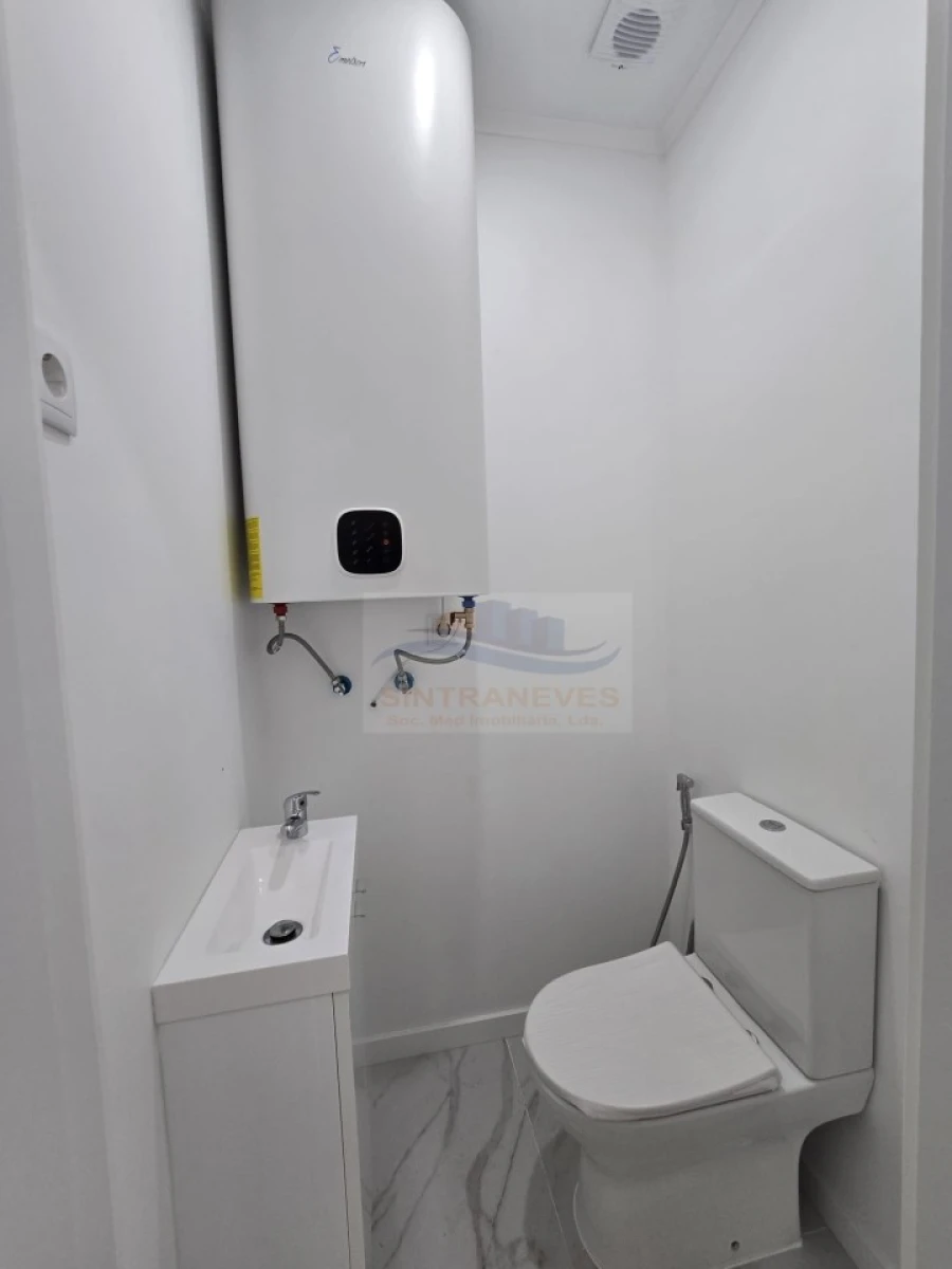 Apartamento T2 para Venda em Falagueira-Venda Nova Foto 13