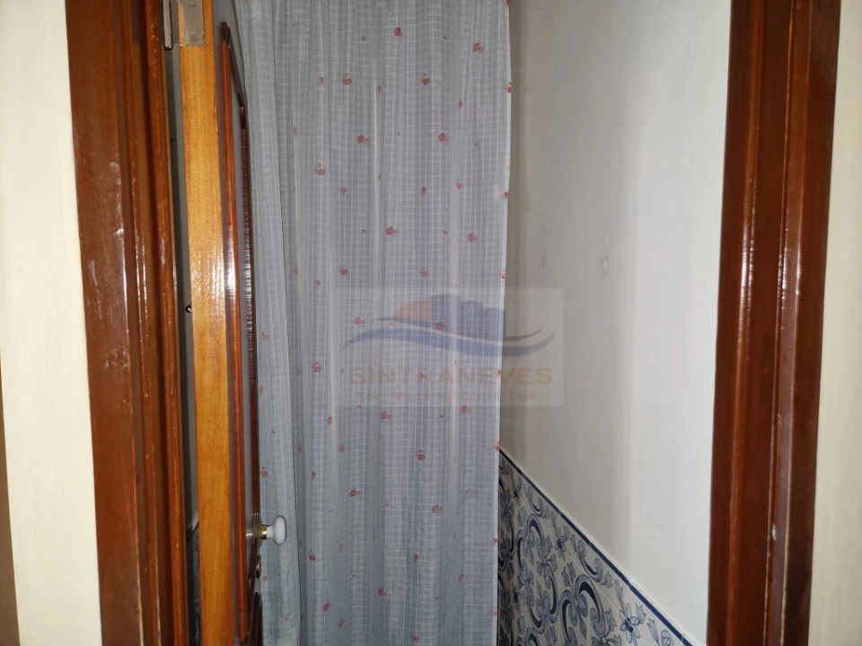 Apartamento T3 para Venda em Pontinha e Famões Foto 11