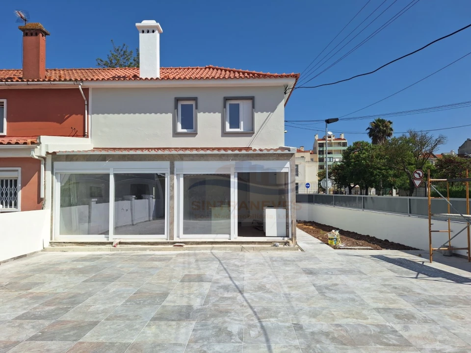 Moradia T3 para Venda em Benfica Foto 3