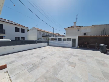 Moradia T3 para Venda em Benfica