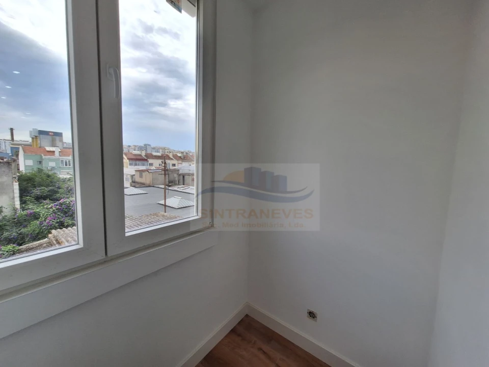 Apartamento T2 para Venda em Falagueira-Venda Nova Foto 6