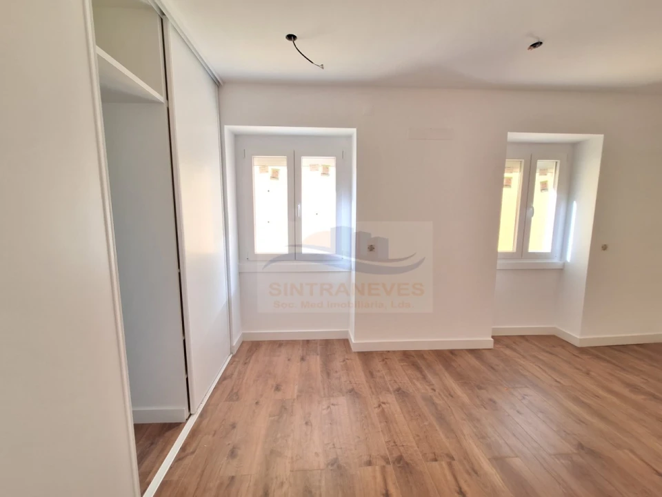 Apartamento T2 para Venda em Falagueira-Venda Nova Foto 12