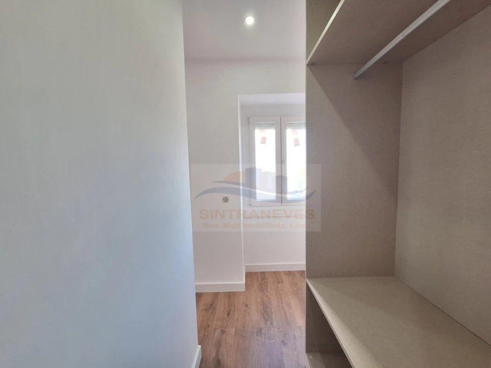 Apartamento T2 para Venda em Falagueira-Venda Nova Foto 23