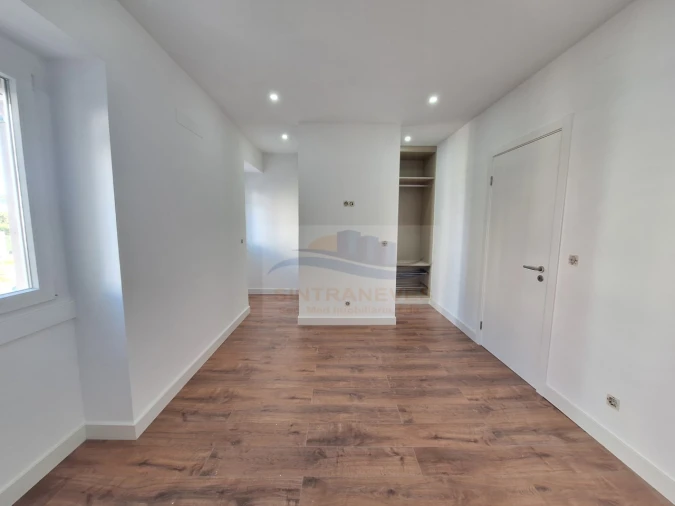 Apartamento T2 para Venda em Falagueira-Venda Nova Foto 18