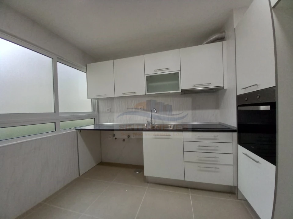 Apartamento T3 para Venda em Queluz e Belas Foto 5