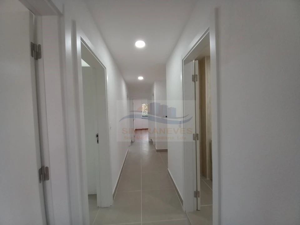 Apartamento T3 para Venda em Queluz e Belas Foto 8