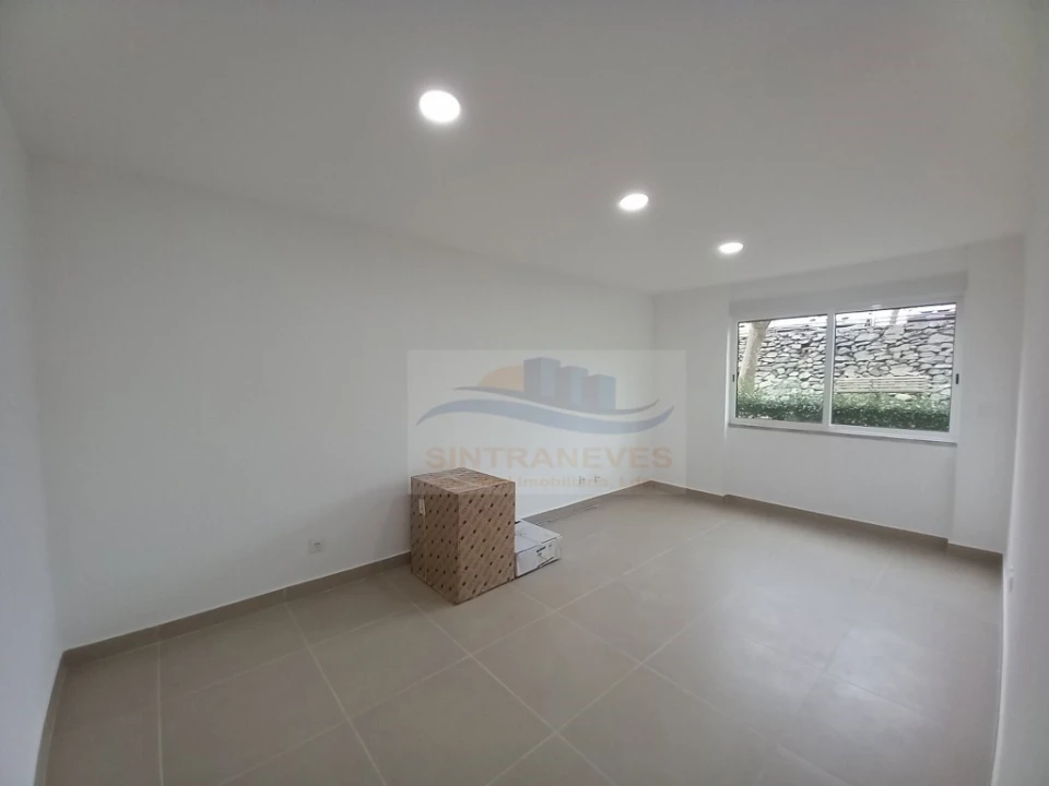 Apartamento T3 para Venda em Queluz e Belas Foto 10