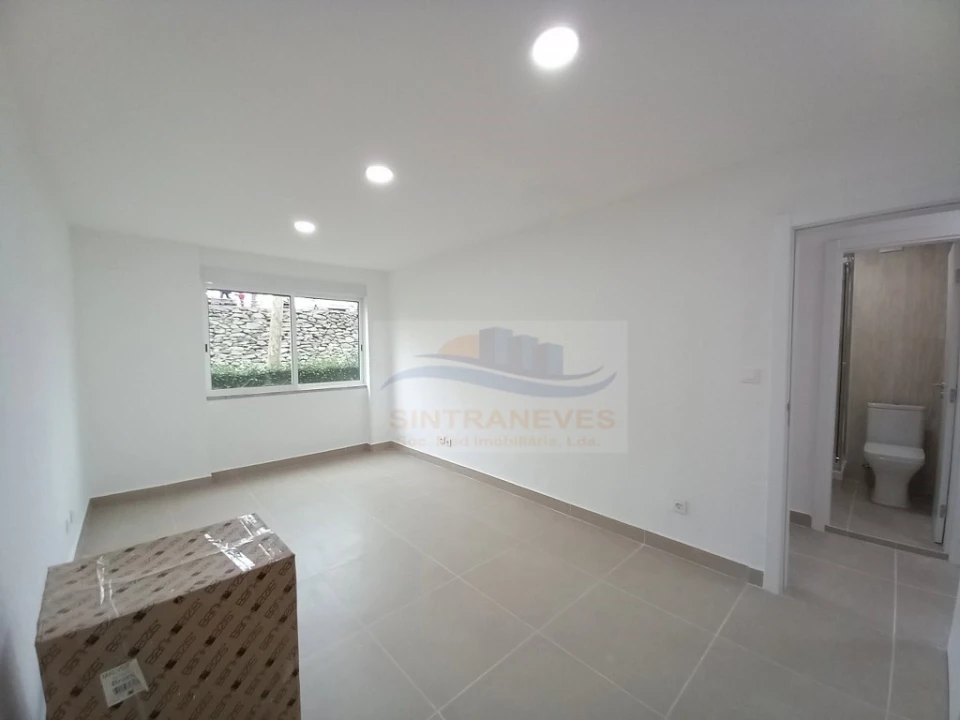 Apartamento T3 para Venda em Queluz e Belas Foto 11