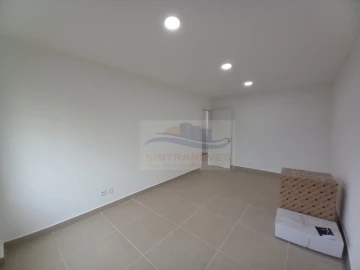 Apartamento T3 para Venda em Queluz e Belas