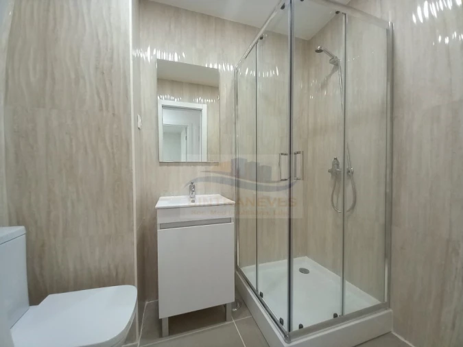 Apartamento T3 para Venda em Queluz e Belas Foto 6