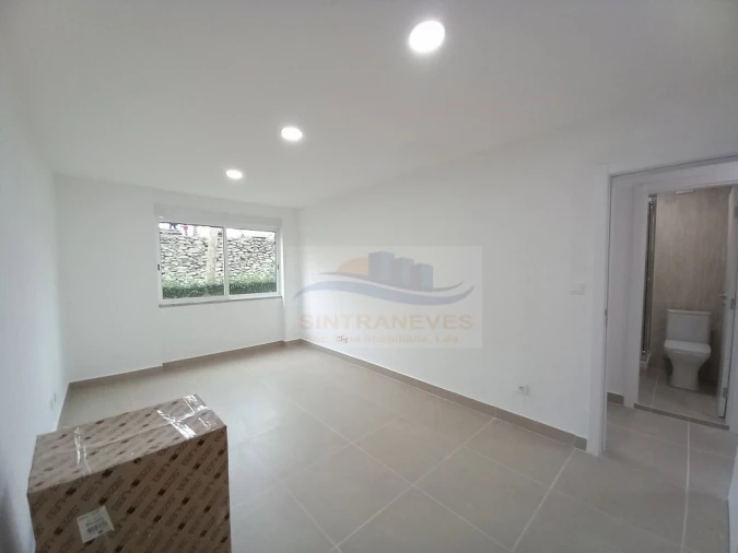 Apartamento T3 para Venda em Queluz e Belas Foto 11