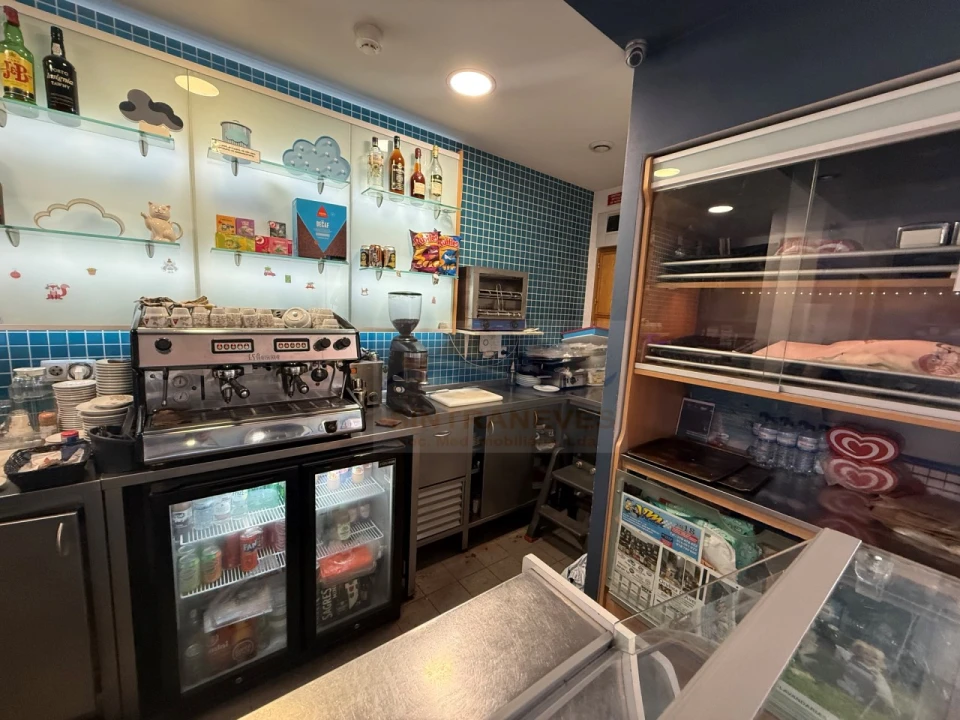 Negócio para Venda em Falagueira-Venda Nova Foto 1