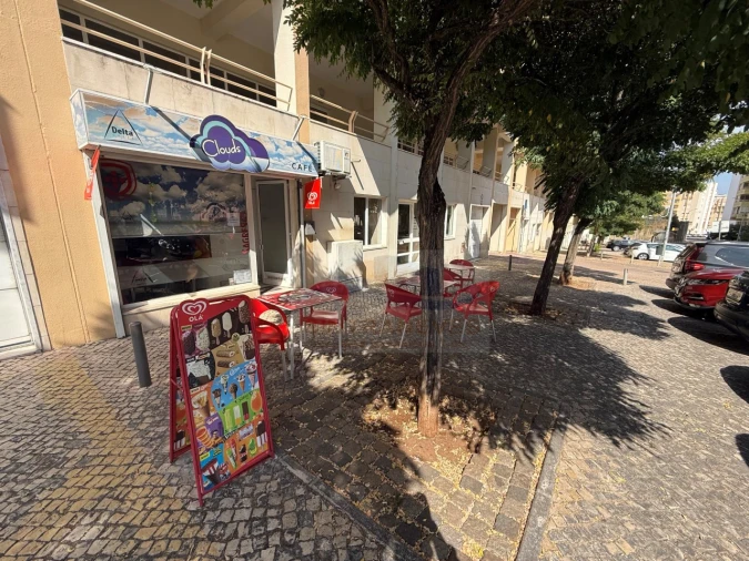 Negócio para Venda em Falagueira-Venda Nova Foto 8