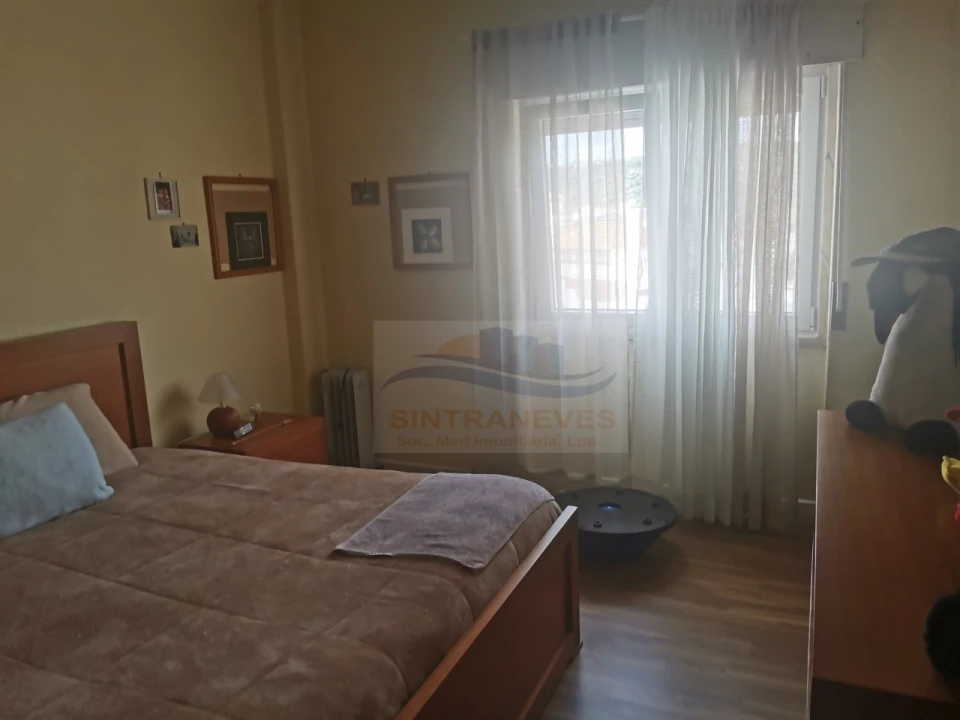 Apartamento T4 para Venda em Póvoa de Santo Adrião e Olival Basto Foto 21